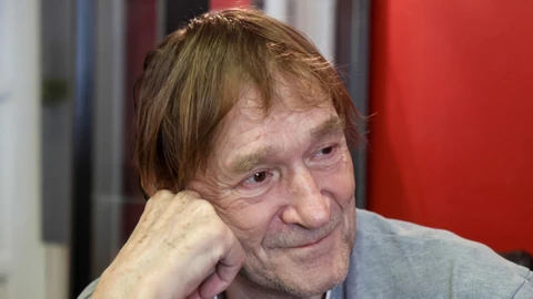 Cserhalmi György állítása szerint a vágyait mindig egyre inkább a valósághoz szelídítette