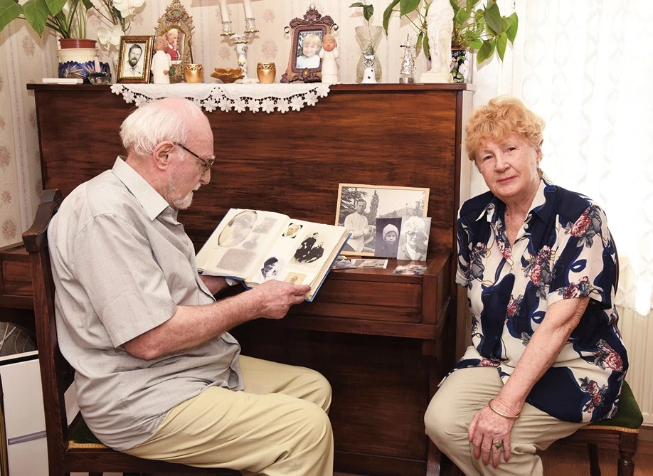 Klára asszony évtizedek óta hűséges társa (Fotó: Olajos Piroska)