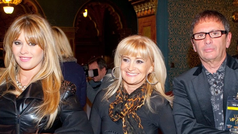 Felesleges harmadiknak tartotta magát Király  Linda édesanyja: „Úgy éreztem, csak konkurencia vagyok”
