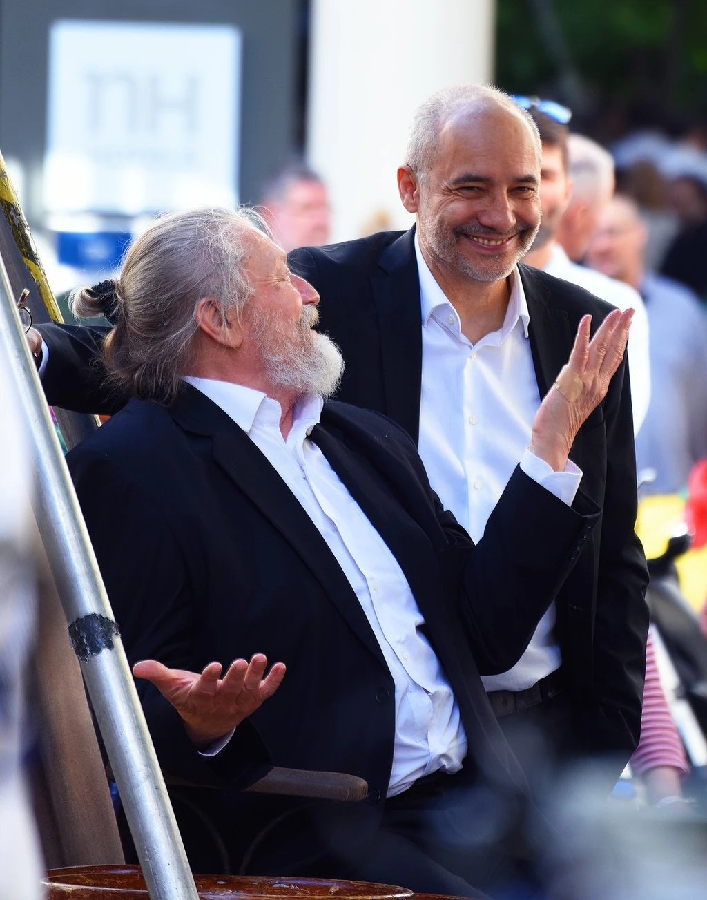Hegedűs D. Gézát felkérte egy új darab rendezésére a Vígszínház igazgatója, Rudolf Péter