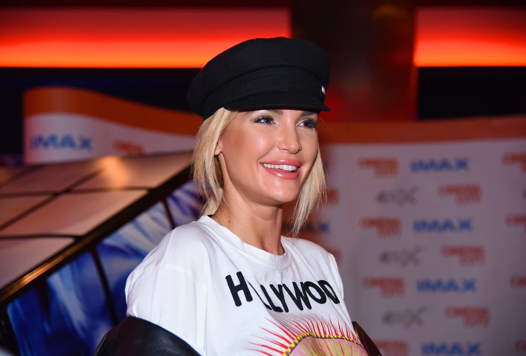 Zimány Linda jól érzi magát a bőrében, és nem aggódik a jövője miatt (Fotó: Olajos Piroska/fotocentral.hu)