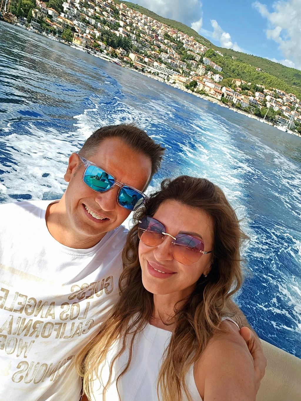 Nagyon egy húron pendülnek szerelmével