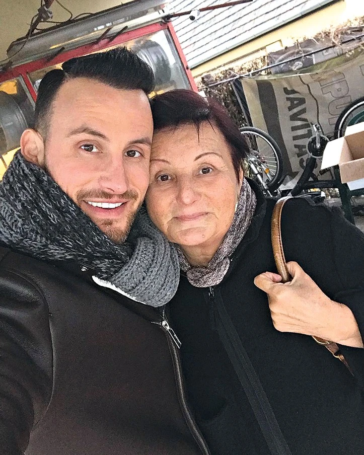 Édesanyjával nagyon közel állnak egymáshoz