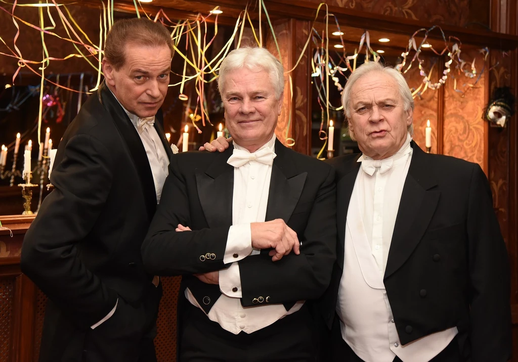 Bal oldalon Csere László, középen Nagy Gábor, jobbra Benkő Péter 2020-ban a Turay Ida Színházban (Fotó: Olajos Piroska/fotocentral.hu)