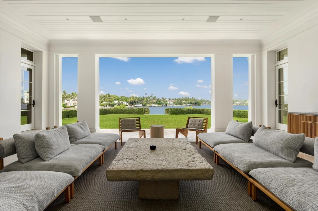 Robbie Williams reportedly buys waterfront Florida mansion in $45 million deal