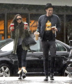 Demi Moore és Sean Friday