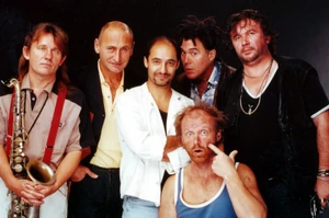 Rudolf Péter Csuja Imre Reviczky Gábor Gáspár Sándor Szarvas József Horváth Lajos Ottó - Üvegtigris