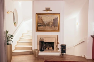 central-1055236673 1 1