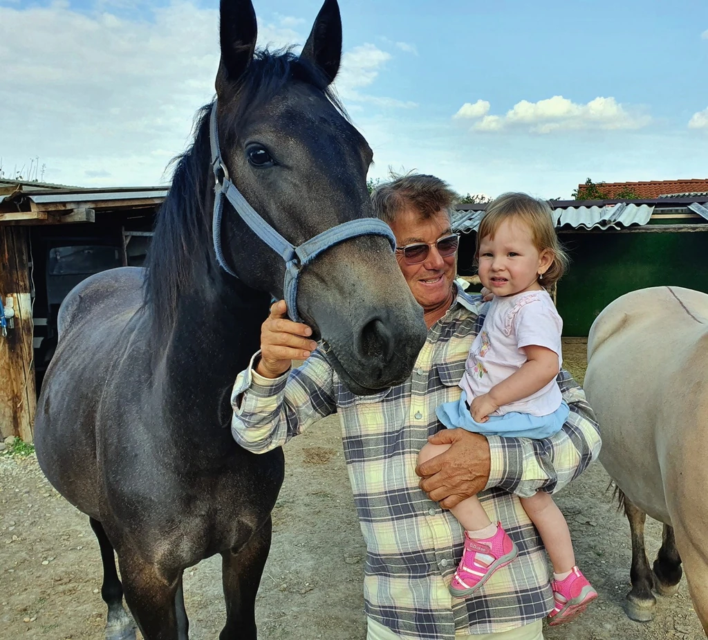 Zoé is imádja a lovakat (Fotó: Archív)