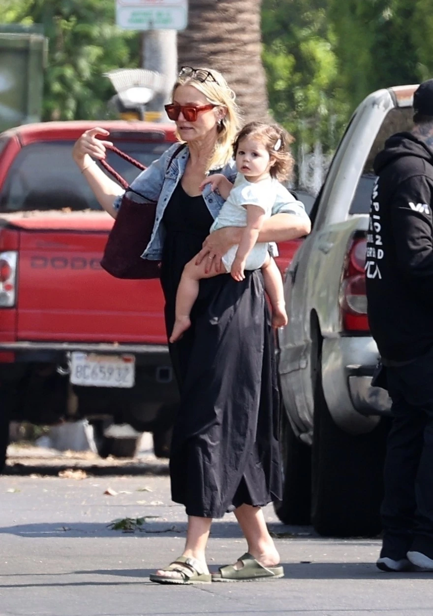 Cameron Diaz kislányával, Maddennel (Fotó: Profimedia)