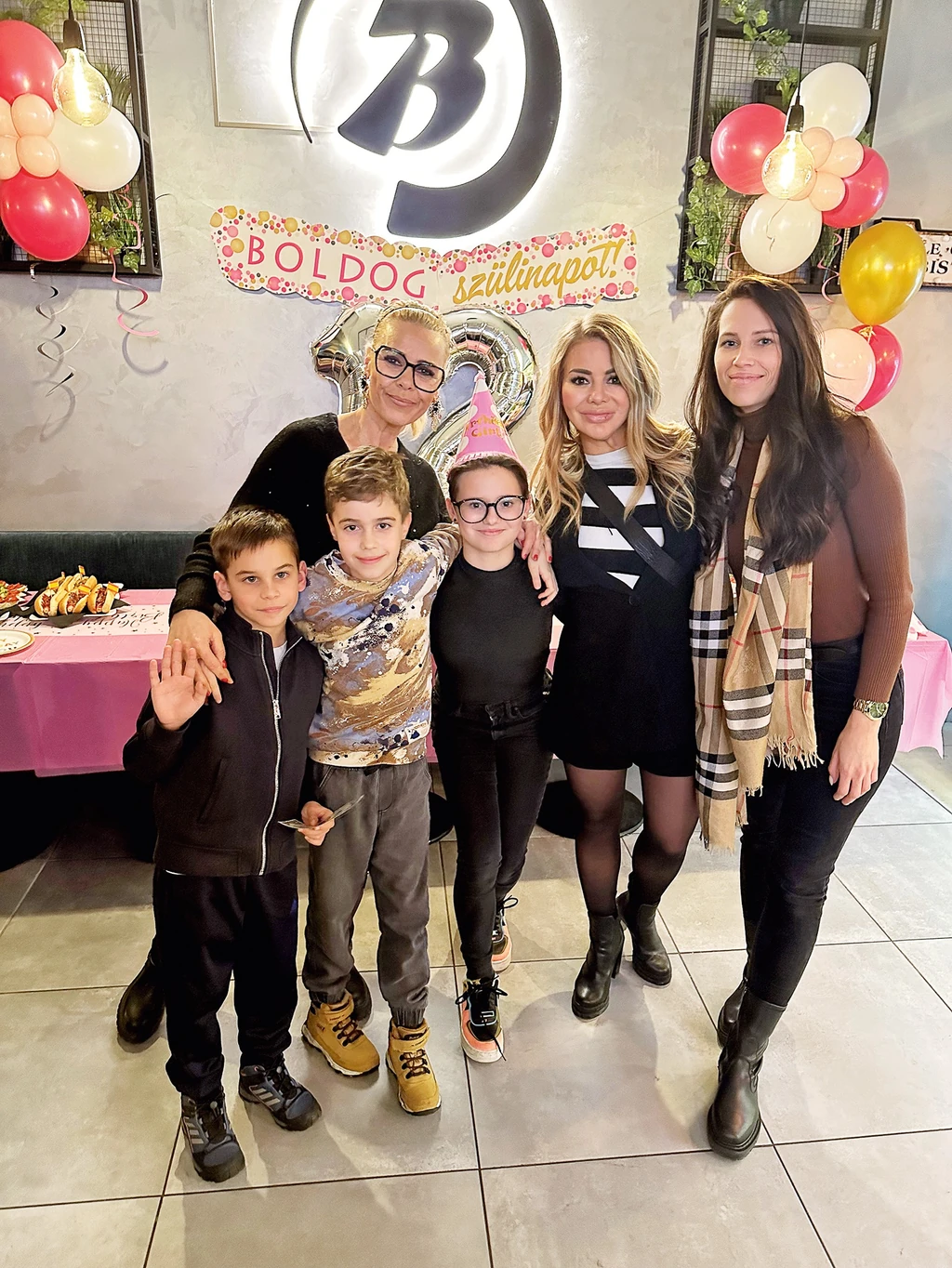 A gyerekek is hamar összebarátkoztak