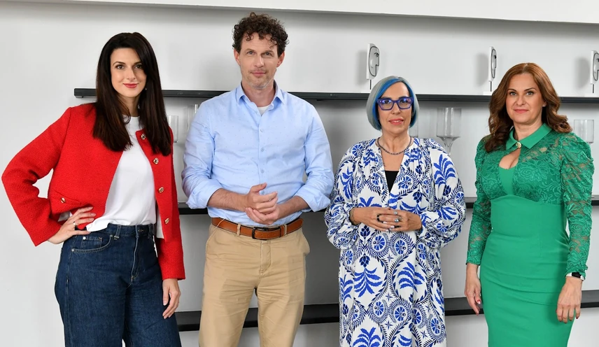 hazassag elso latasra