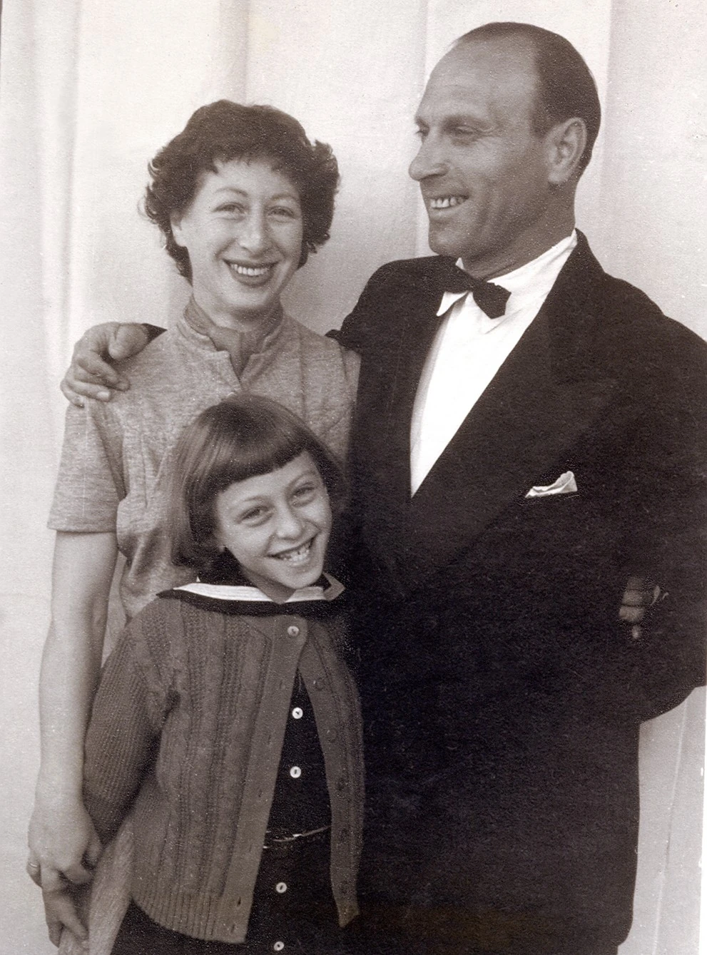 A kis Anikó és szülei (Fotó: Story-Best Archívum/fotocentral.hu)