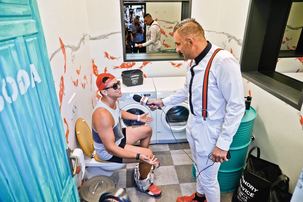 Győző saját valóságshow-ja után a ValóVilágban vezetett műsort (Fotó: Sajtóklub RTL2/fotocentral.hu)