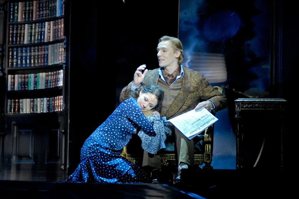 Bereczki Zoltán és Szinetár Dóra a Rebecca – A Manderley-ház asszonya című musicalben, a Budapesti Operettszínházban 2010-ben