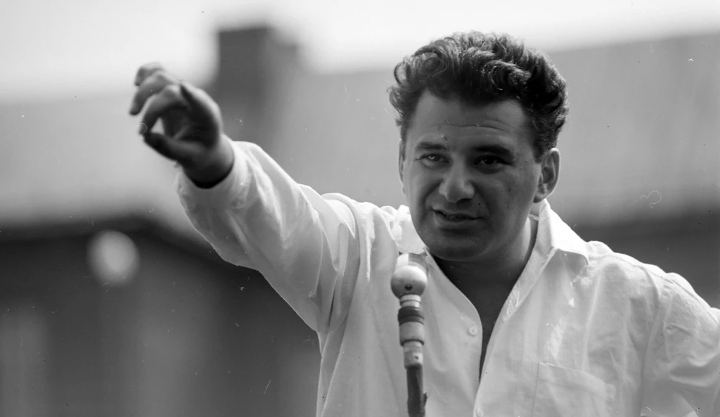 Szinetar Miklos 1964