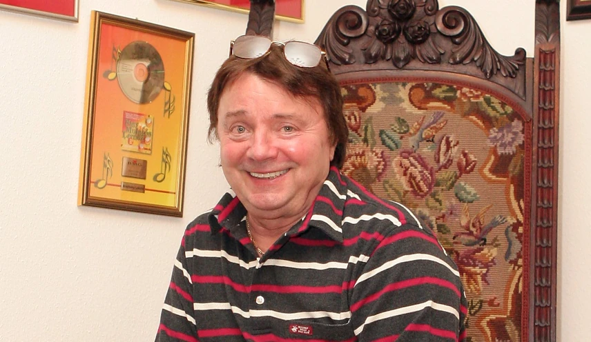 aradszkylaszlo