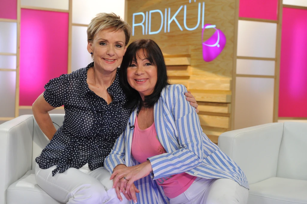 Jakupcsek Gabriella és Eszményi Viktória az MTVA Ridikül című magazinműsorában