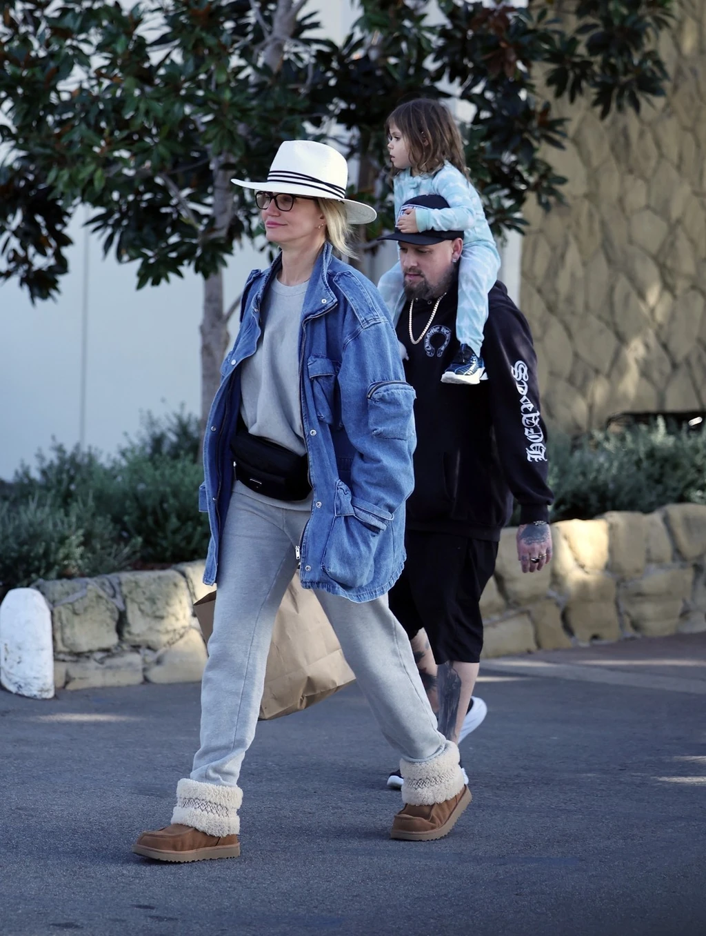 Cameron Diaz, férje, Benji Madden és lányuk, Raddix