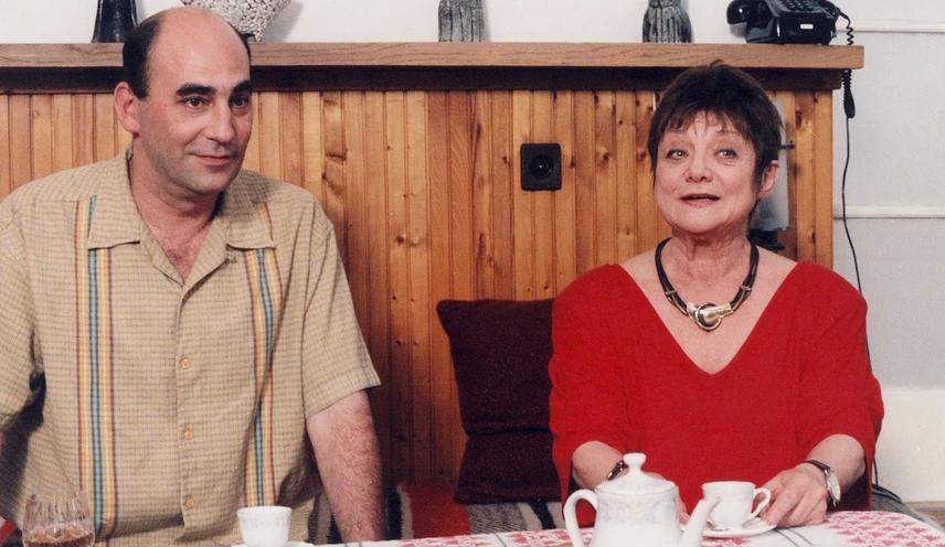 szomszedok