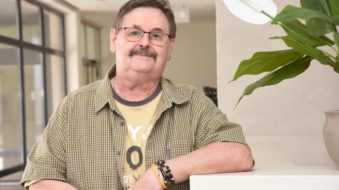 Kovi kényszerűségből váltott szakmát