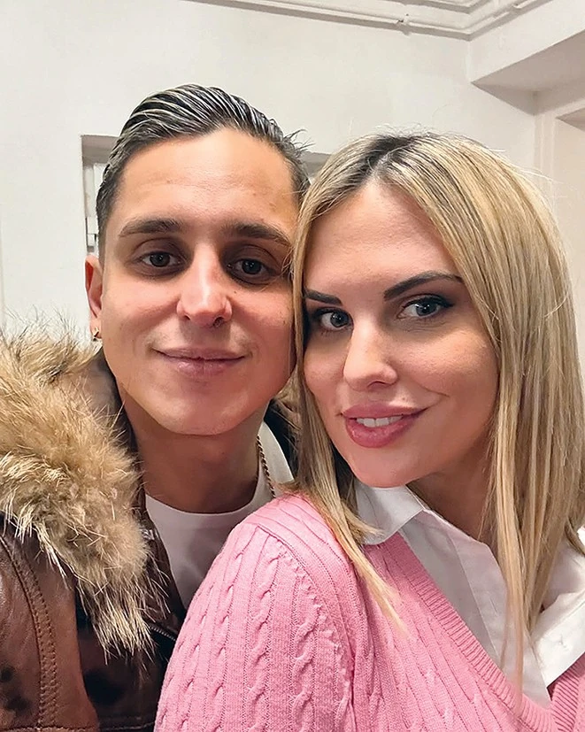 Szerelme, Nini egy kislánnyal ajándékozta meg (Fotó: Archív)