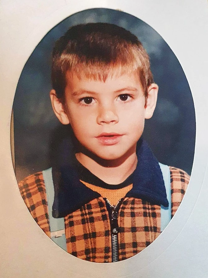 Gyönyörű kisfú volt, ahogy akkor, ma is a szülei szeme fénye