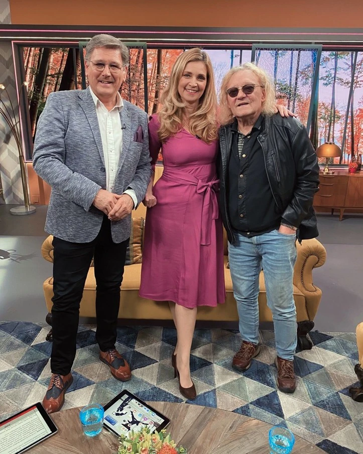 Kautzky Armaddal és Charlie-val a Duna TV Család-barát című műsorának felvételén (Fotó: archív)