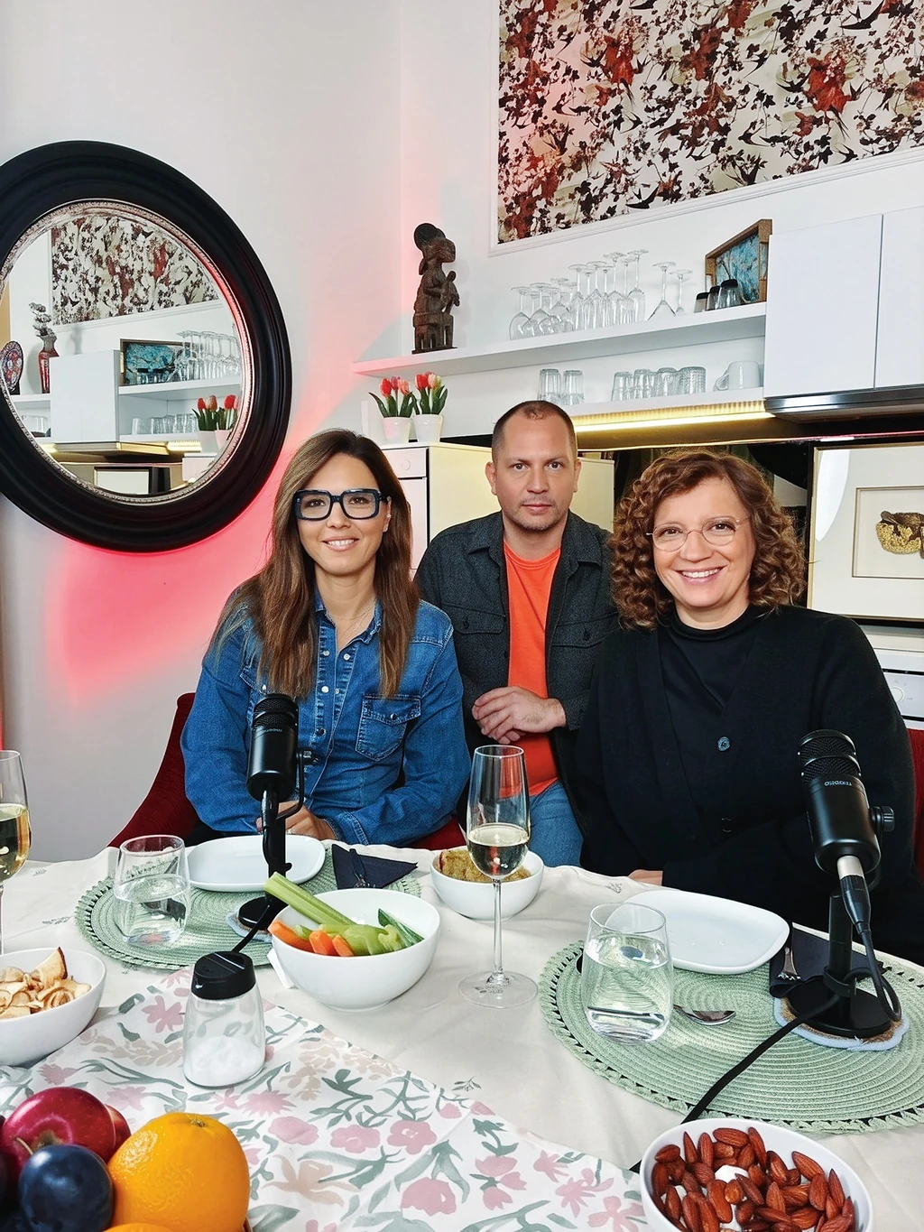 A Csak Szabadon csatorna Majd megeszlek című podcastjában Balázsy Pannával és Wágner Tamással