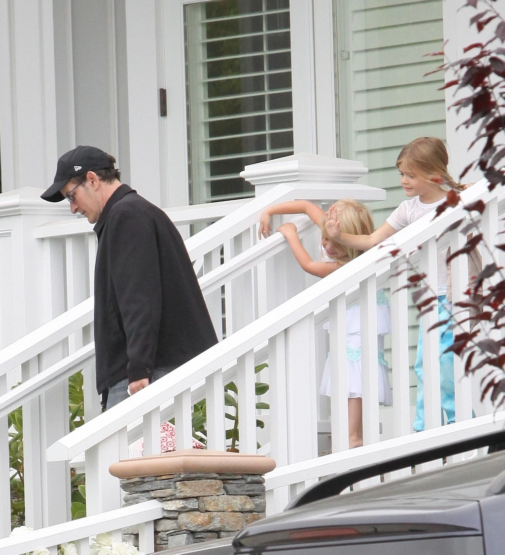 Charlie Sheen a lányaival, Sammel és Lolával