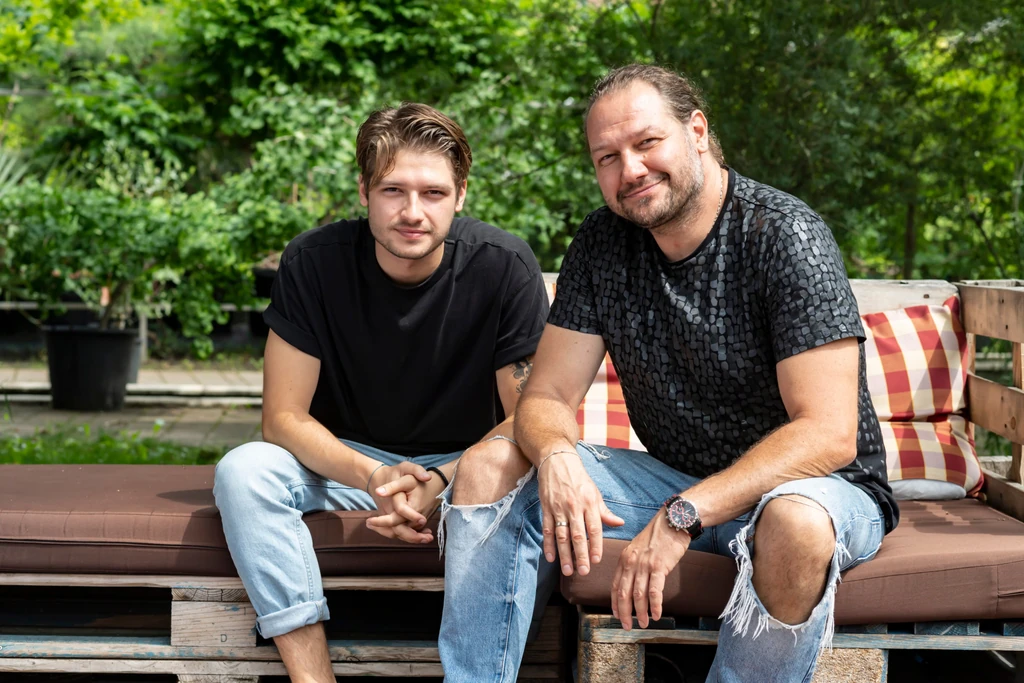 Nem esett messze az alma a fájától: Miller Zoltán fia, Miller Dávid is színész lett