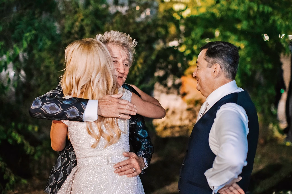 Várkonyi Andrea gyerekkori kedvence, Rod Stewart volt a lakodalomban a meglepetésvendég