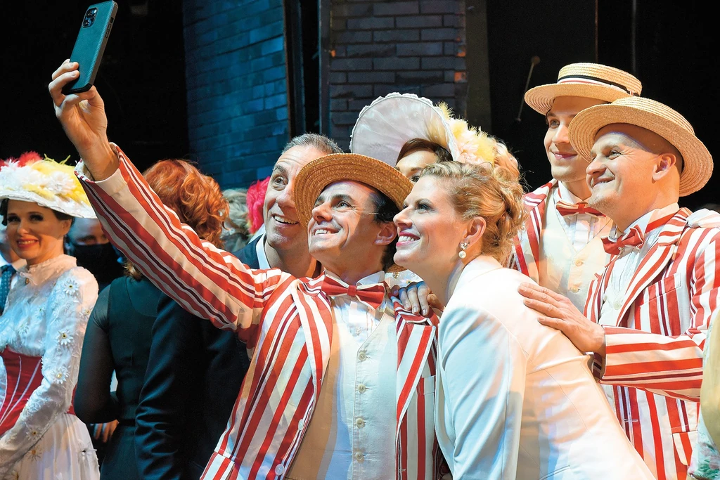 Csonka Andrással és Oroszlán Szonjával a Mary Poppinsban (Fotó: Smagpictures)