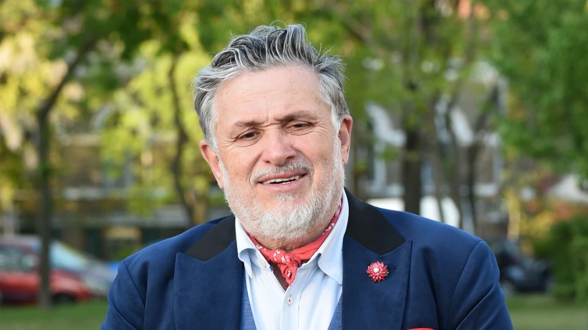 Galambos Lajos házához kivonult a rendőrség