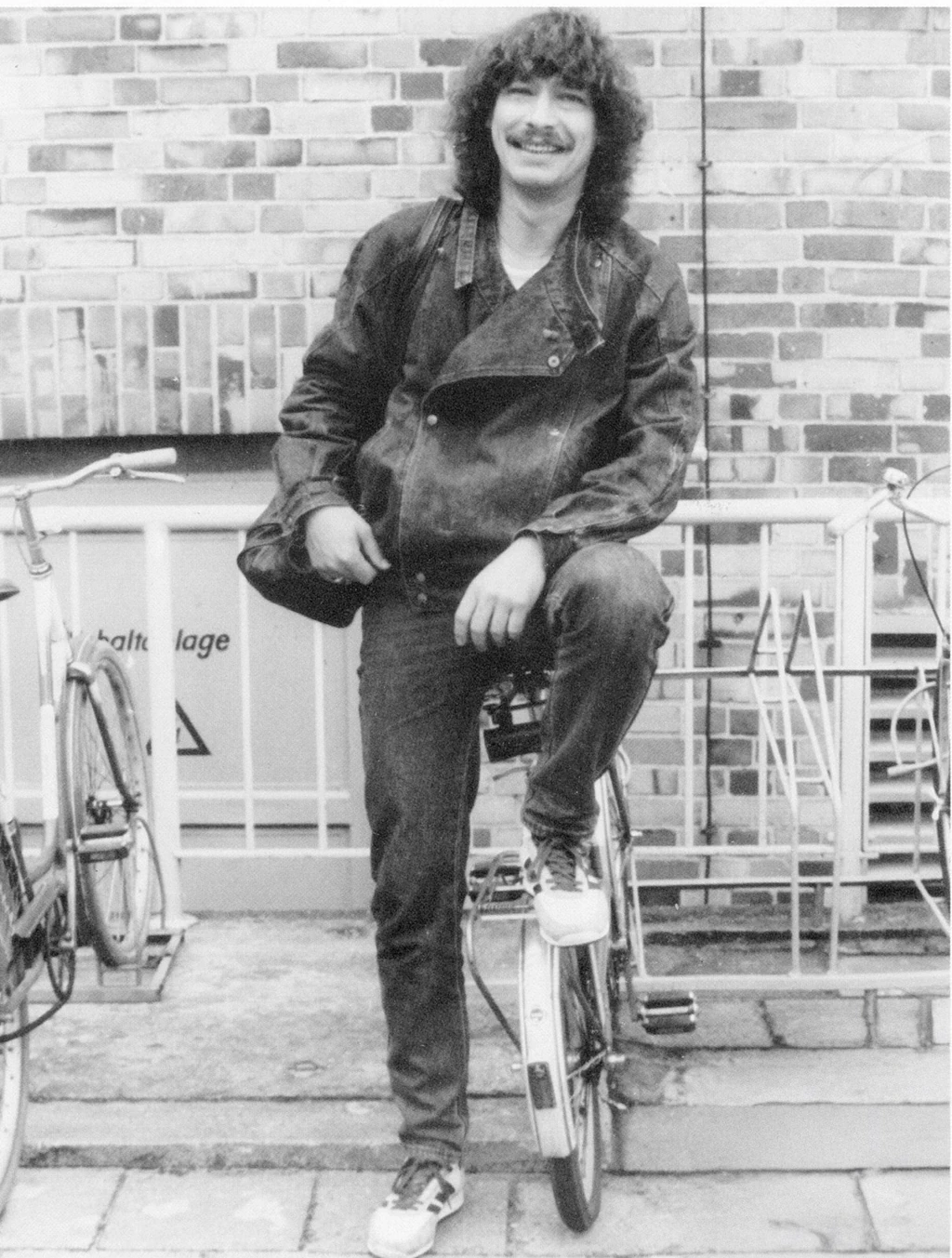 Slágereiért és ikonikus fürtjeiért egy ország rajongott (Fotó: Story-Best Magán/fotocentral.hu)