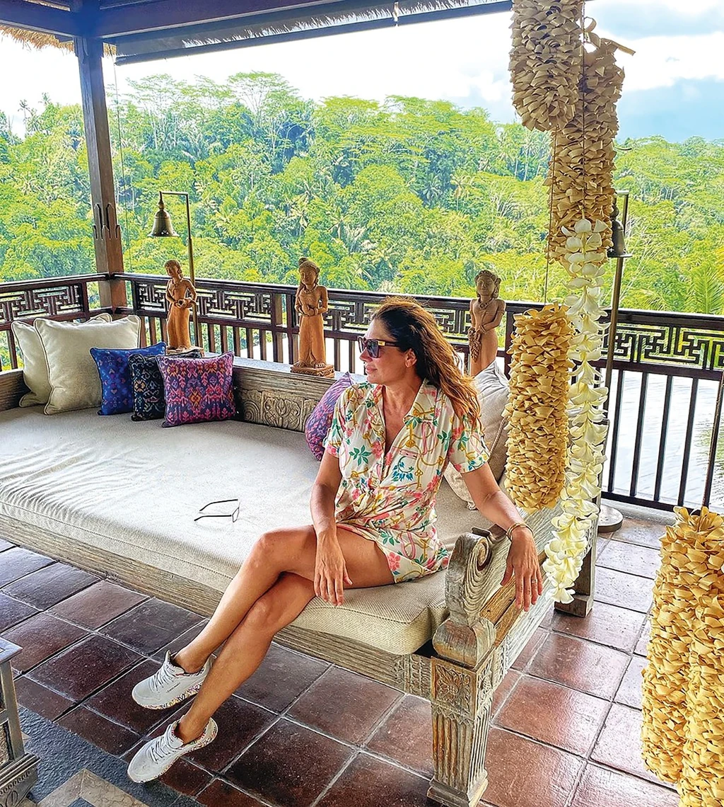 Horváth Éva a hóval borított táj helyett már a fehér homokos tengerpartot választja