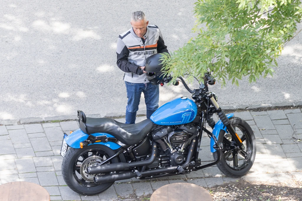 A családfő megunta a semmittevést, nem érzi magát elég hasznosnak (Fotó: Trenka Attila/fotocentral.hu)