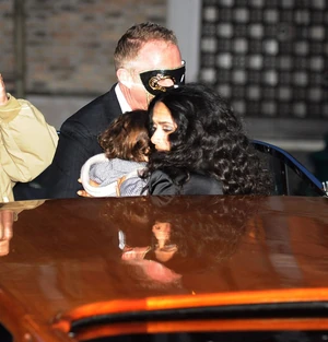 Salma Hayek és Francois-Henry Pinault még egy fényűző álarcosbált is rendeztek a násznépnek Velencében