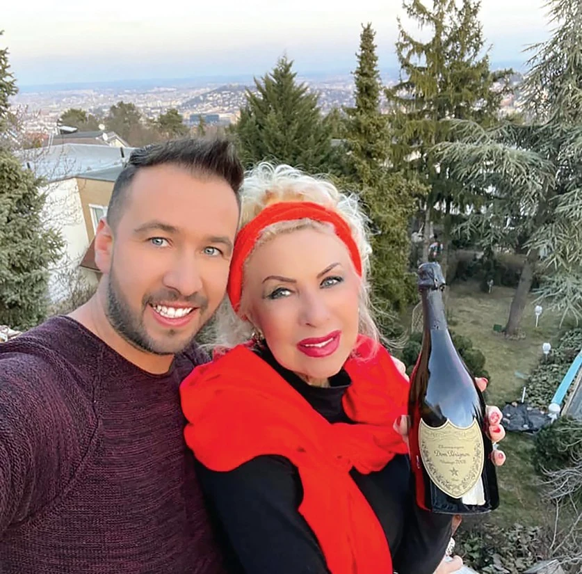 Márton és Ilona. Barátságuk ideje alatt sok ilyen vidám kép készült (Fotó: Archív)