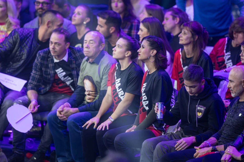 Testvére, édesapja és Széphalmi Juliska is a ring mellett szurkolt Sánta Lacinak a Sztárboxban. Fotó: Trenka Attila/fotocentral.hu