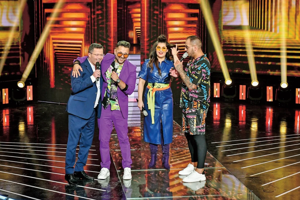 A TV2 Neked énekelek gálaműsorában Stohl Andrással, Nikával és Curtisszel (Fotó: press.tv2.hu TV2/fotocentral.hu)