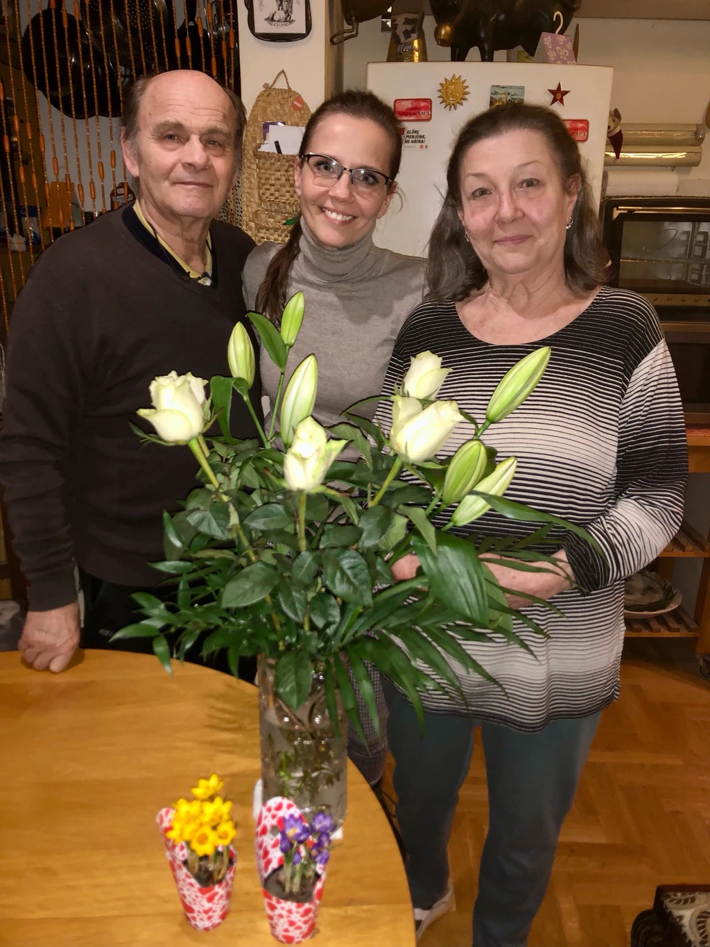 Bálint Antónia a szüleival