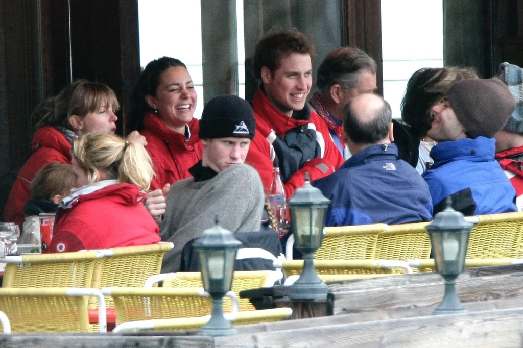 Síelés után a hüttében is jól érezték magukat