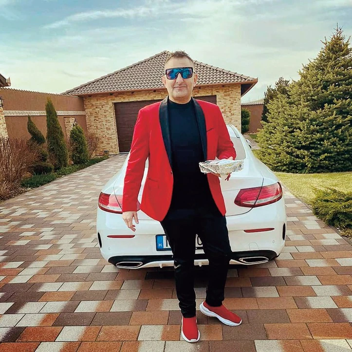 Győző szabadulna a nagy háztól (Fotó: Archív)