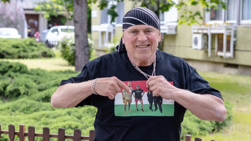 Nick Árpád izmai helyett a hangszálait edzi