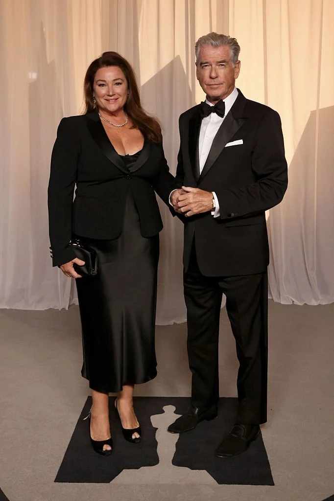 Íme, a legfrissebb fotó: Keely Shaye Smith és Pierce Brosnan az Academy Museum gáláján