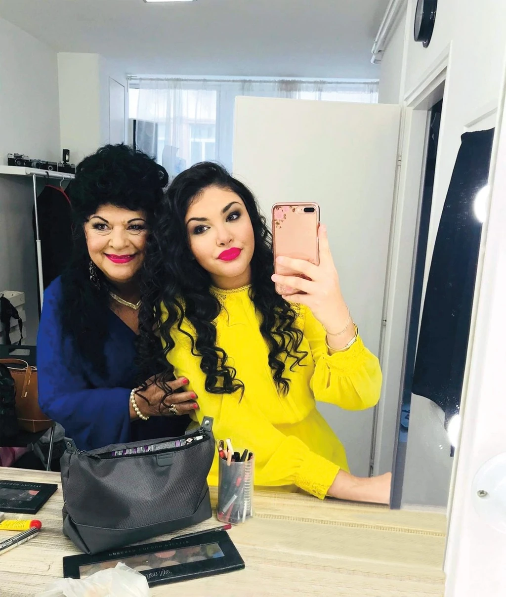 Bangó Margit és Tina (Fotó: Archív)