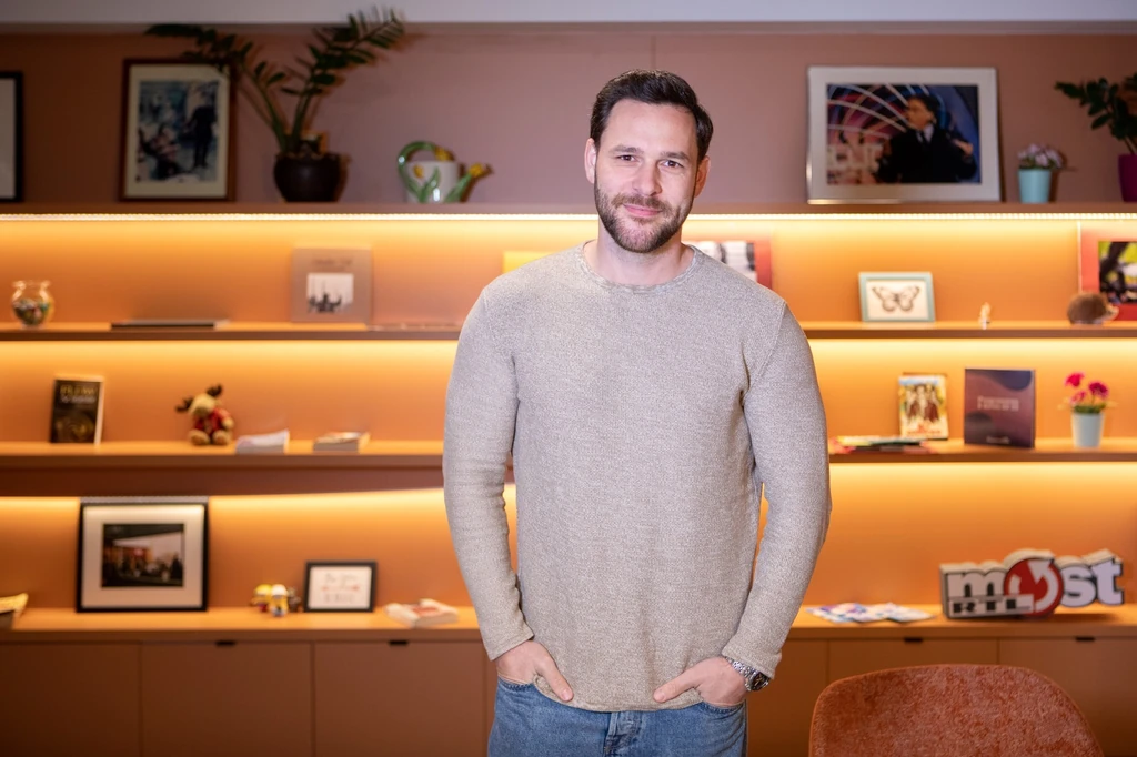 Tihanyi Péter 2022 őszén csatlakozott a Reggeli csapatához