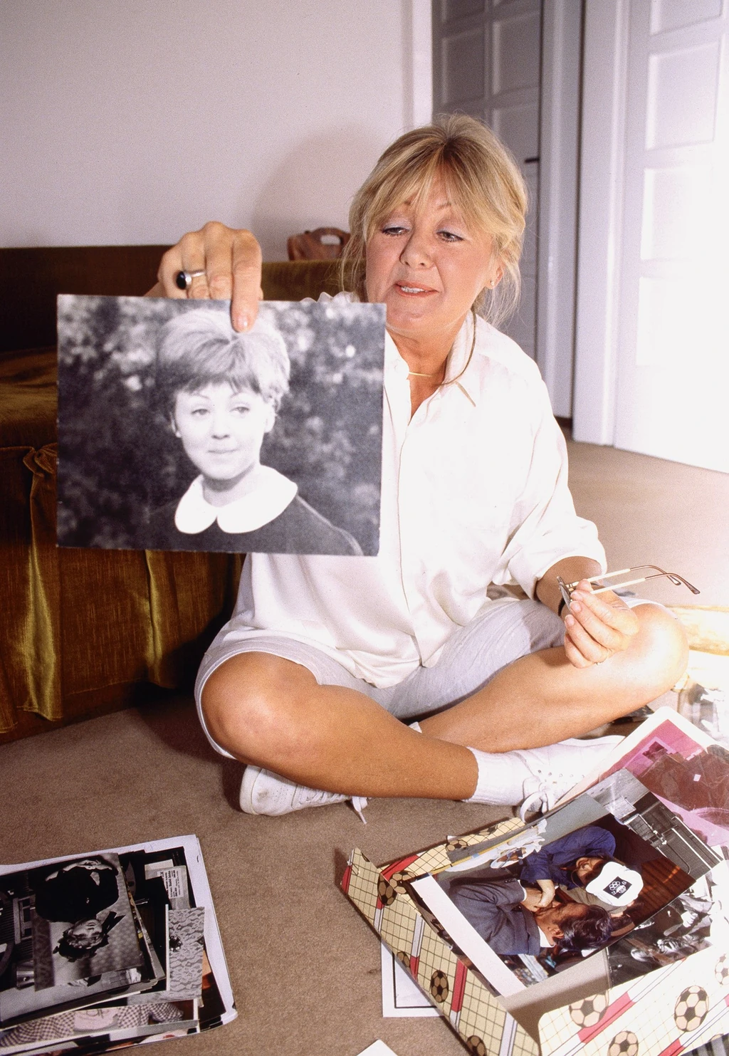 A fontos szerepeiről készült képeket maga is gyűjti (Fotó: Story-Best Archívum /fotocentral.hu)