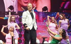 A jubileumi koncertje nagyon látványos volt